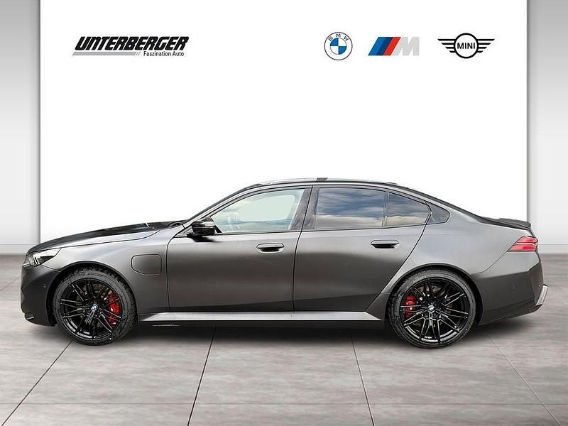 Neu BMW M5 Performance 727 PS (534 kW) 2026 Grau Limousine