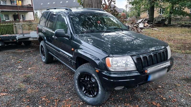 Schwarz Gebraucht 2002 Jeep Grand Cherokee SUV | 12.499 € (Etwas zu teuer) - Bild 1/4