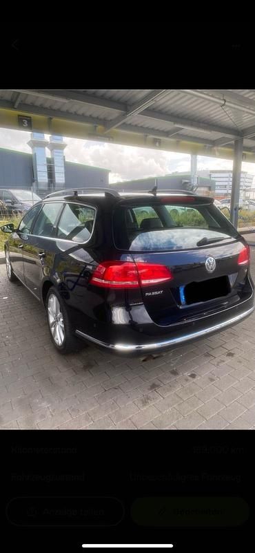 Schwarz Gebraucht 2011 VW Passat Kombi | 5.849 € (Fairer Preis) - Bild 1/4