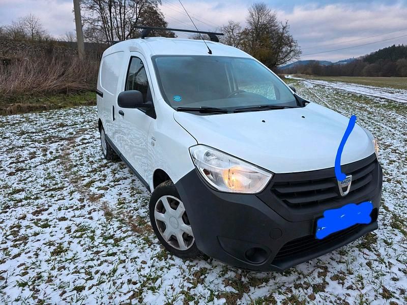 Gebraucht Dacia Dokker 102 PS (75 kW) 2018 Weiß Van / Kleinbus