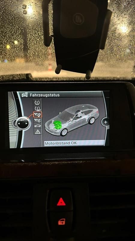 Gebraucht BMW 320 Gran Turismo Luxury Line 184 PS (135 kW) 2015 Silber Limousine