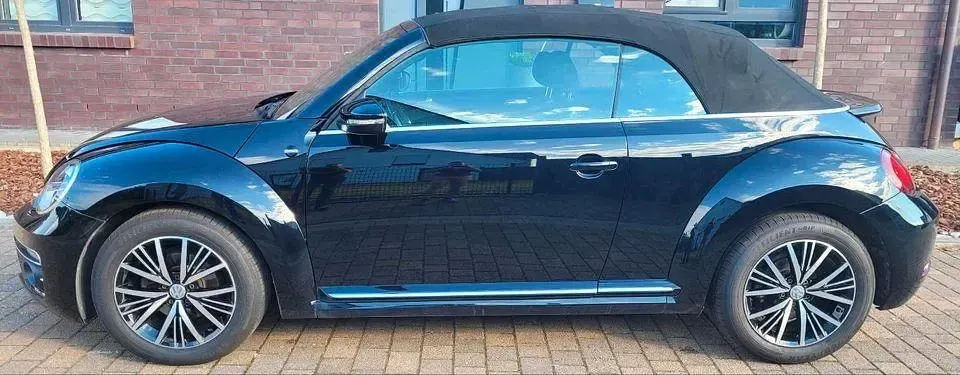 Gebraucht VW Beetle Sound 105 PS (77 kW) 2017 Schwarz Kleinwagen