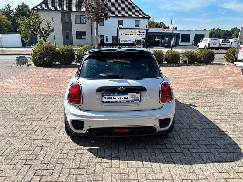 Second-hand Mini Cooper 136 CP (100 kW) 2016 Argintiu Hatchback