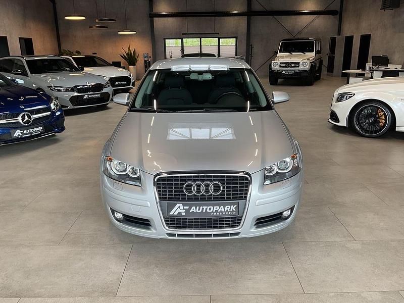 Second-hand Audi A3 Ambition 375 CP (275 kW) 2005 Argintiu Hatchback