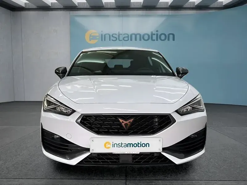 Gebraucht Cupra Leon 300 PS (220 kW) 2023 Weiß Kleinwagen