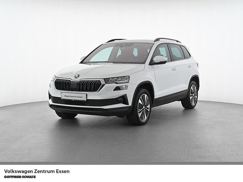 Weiss Gebraucht 2022 Skoda Karoq Tour SUV | 24.760 € (Fairer Preis) - Bild 1/4