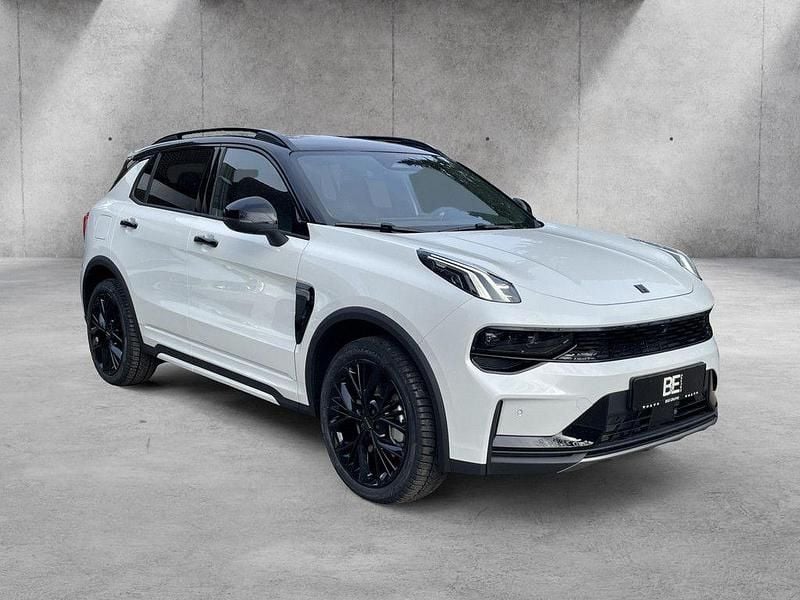 Second-hand Lynk & Co 01 280 CP (205 kW) 2025 Alb SUV