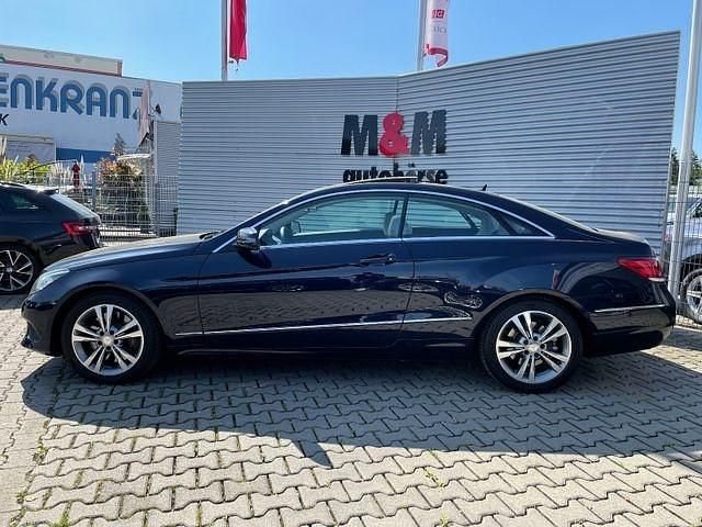 Gebraucht Mercedes E400 333 PS (244 kW) 2014 Blau Coupé