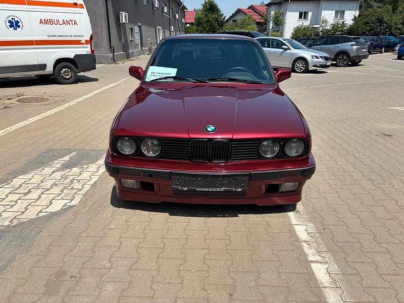 Rot Gebraucht 1990 BMW 325 Sport Line Limousine | 13.500 € - Bild 1/4