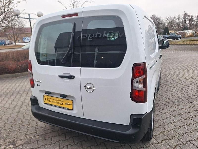 Gebraucht Opel Combo Edition 102 PS (75 kW) 2021 Weiß Van / Kleinbus