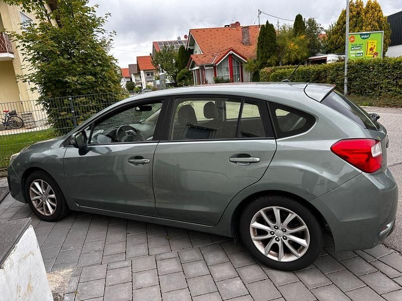 Gebraucht Subaru Impreza Comfort 114 PS (83 kW) 2013 Grün Limousine