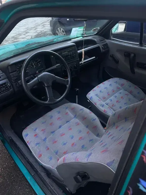 Gebraucht VW Polo 54 PS (39 kW) 1992 Grün Coupé
