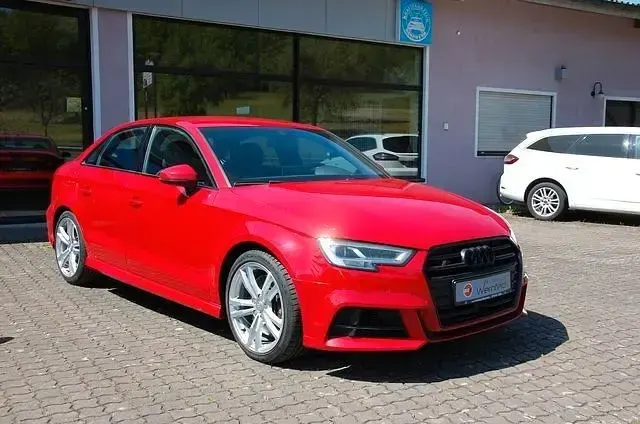 Gebraucht Audi S3 Sport 310 PS (228 kW) 2016 Rot Limousine