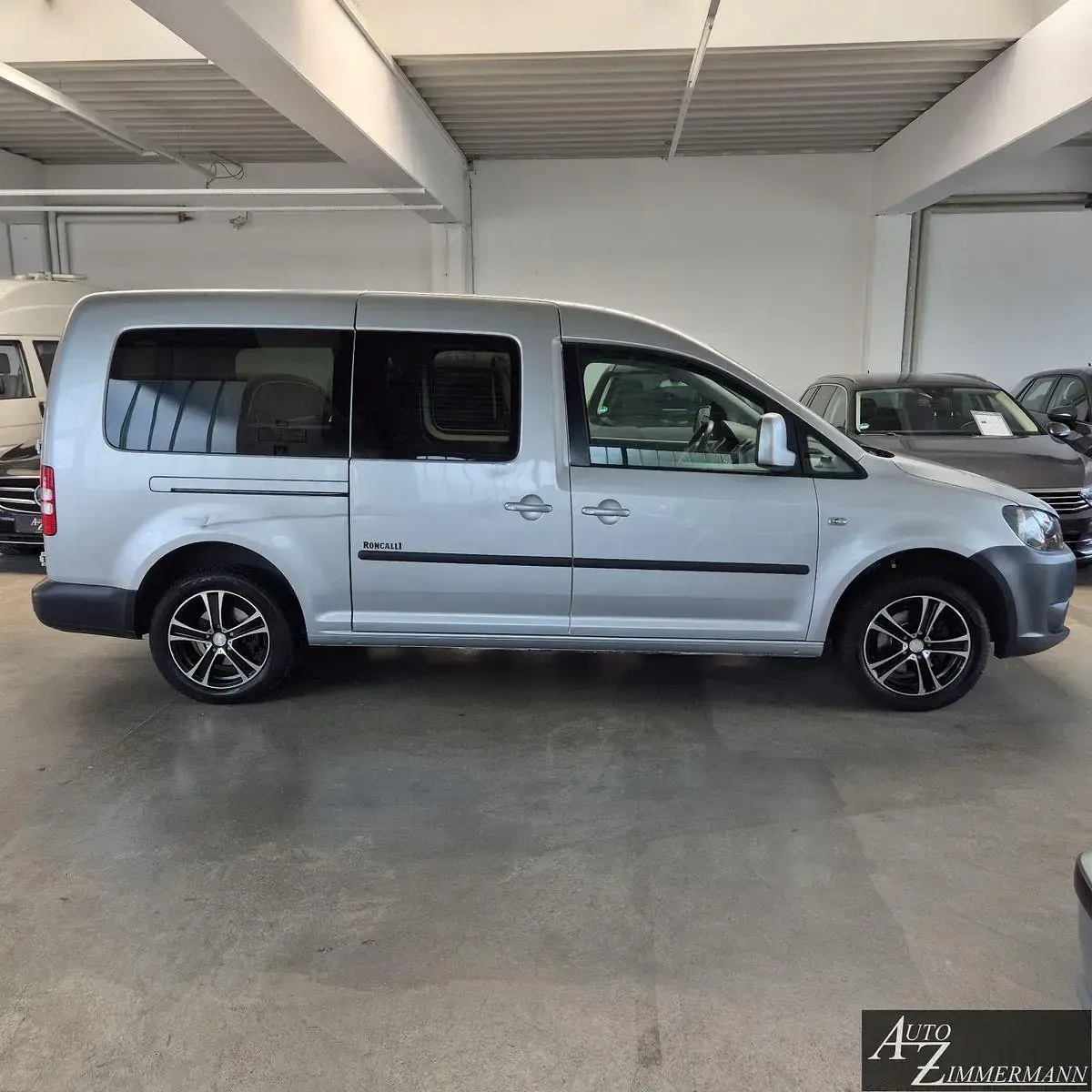 Gebraucht VW Caddy 109 PS (80 kW) 2011 Silber Van / Kleinbus