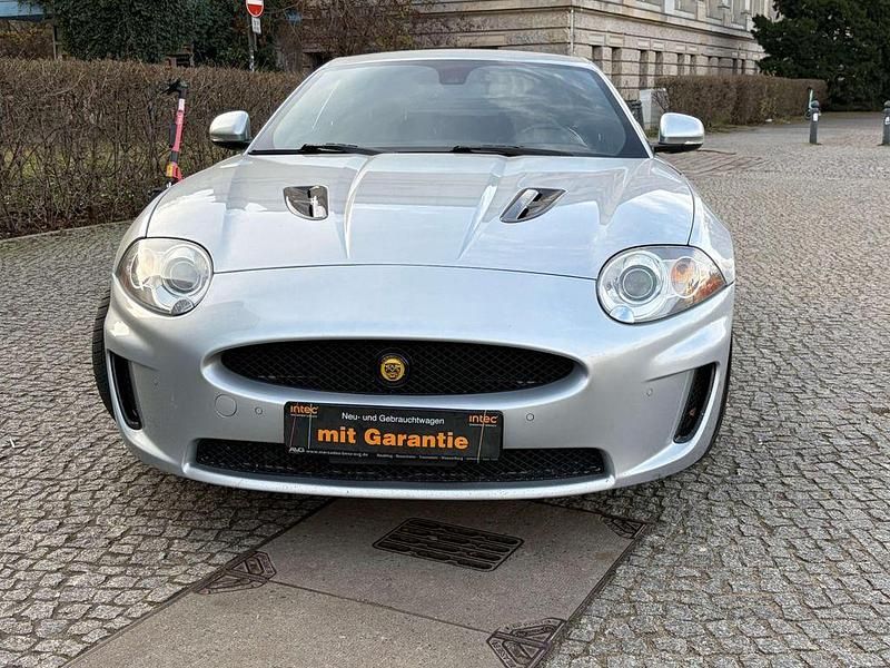 Gebraucht Jaguar XKR 510 PS (375 kW) 2011 Grau Coupé