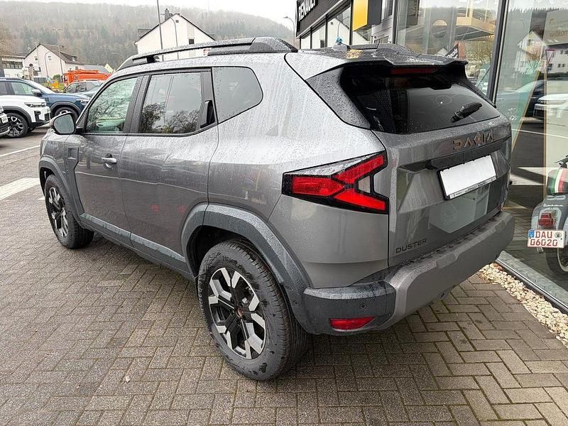 Neu Dacia Duster Extreme 122 PS (89 kW) 2026 Grau SUV
