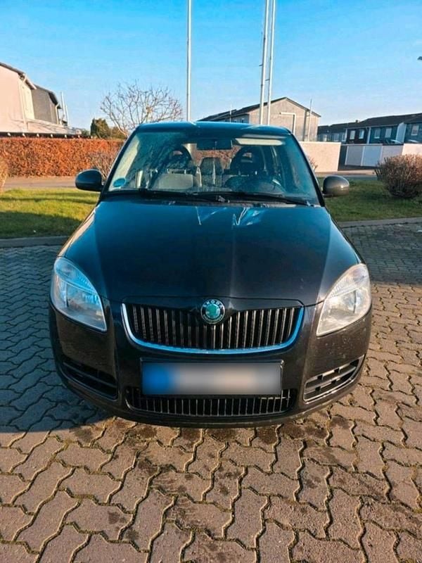 Second-hand Skoda Fabia 69 CP (50 kW) 2009 Negru Break