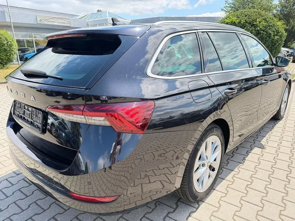 Gebraucht Skoda Octavia 116 PS (85 kW) 2021 Schwarz Limousine