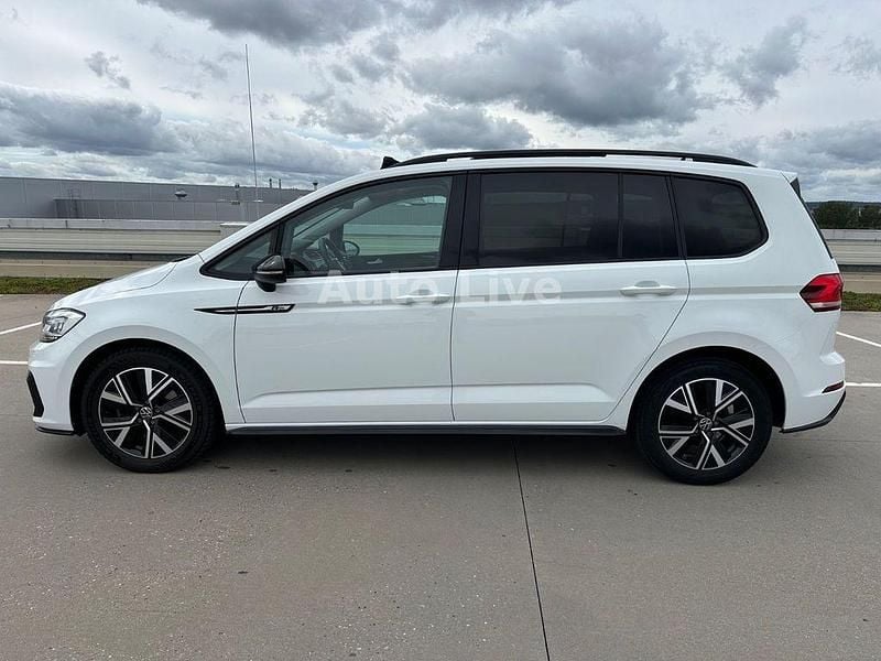 Gebraucht VW Touran R-line 122 PS (89 kW) 2021 Weiß Van / Kleinbus