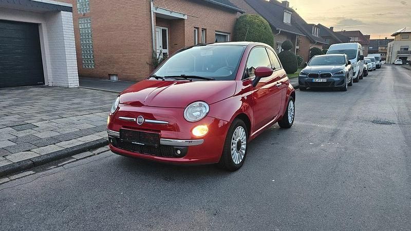 Rosso corsa/sfrontato Gebraucht 2010 Fiat 500 Lounge Kleinwagen | 3.880 € (Guter Preis) - Bild 1/4