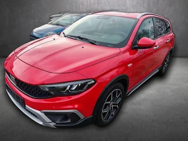 Gebraucht Fiat Tipo Red 99 PS (72 kW) 2022 Rot Kombi
