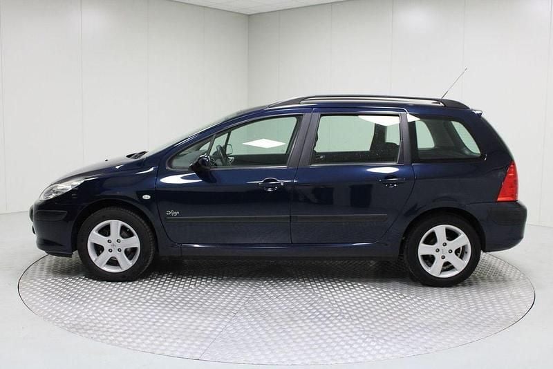 Gebraucht Peugeot 307 90 PS (66 kW) 2008 Blau Kombi