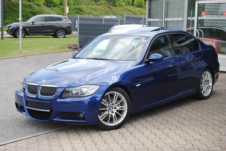 Blau Gebraucht 2006 BMW 330 M Sport Limousine | 7.990 € (Superpreis) - Bild 1/4