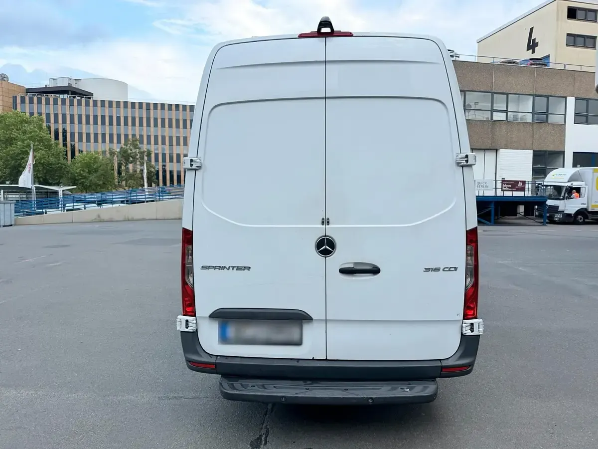 Gebraucht Mercedes Sprinter 163 PS (119 kW) 2019 Weiß Van
