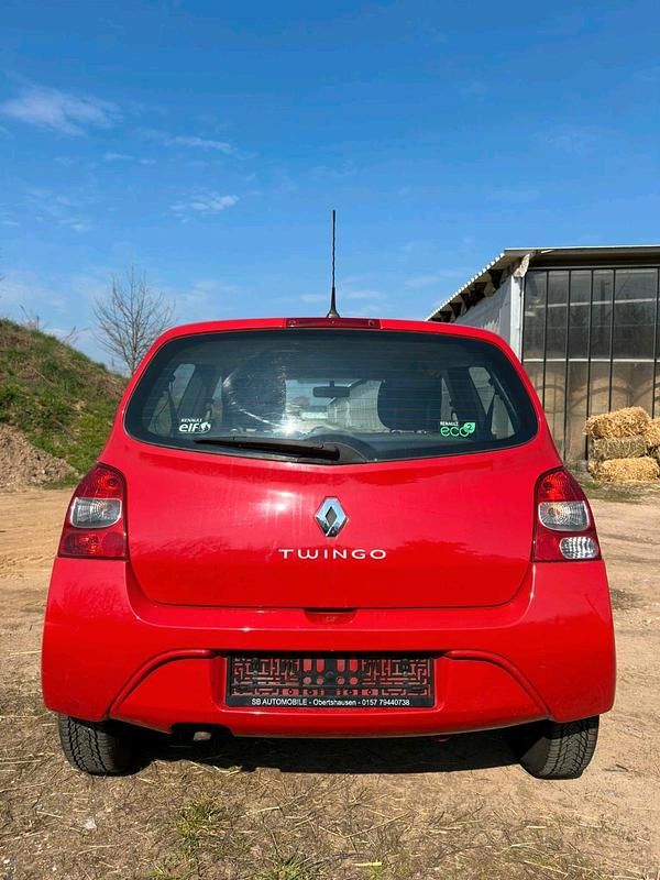 Gebraucht Renault Twingo 75 PS (55 kW) 2012 Rot Kleinwagen