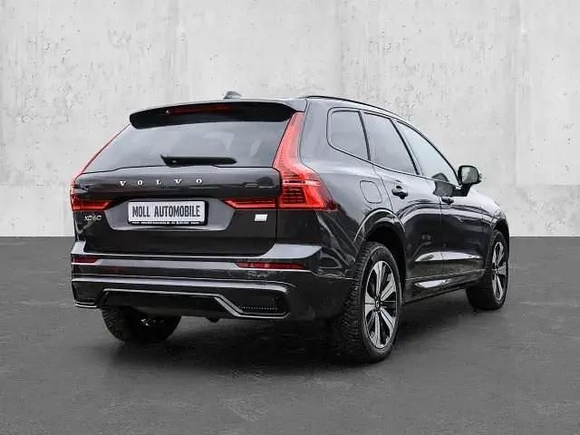 Gebraucht Volvo XC60 Plus 455 PS (334 kW) 2023 Platinum grey metallic SUV
