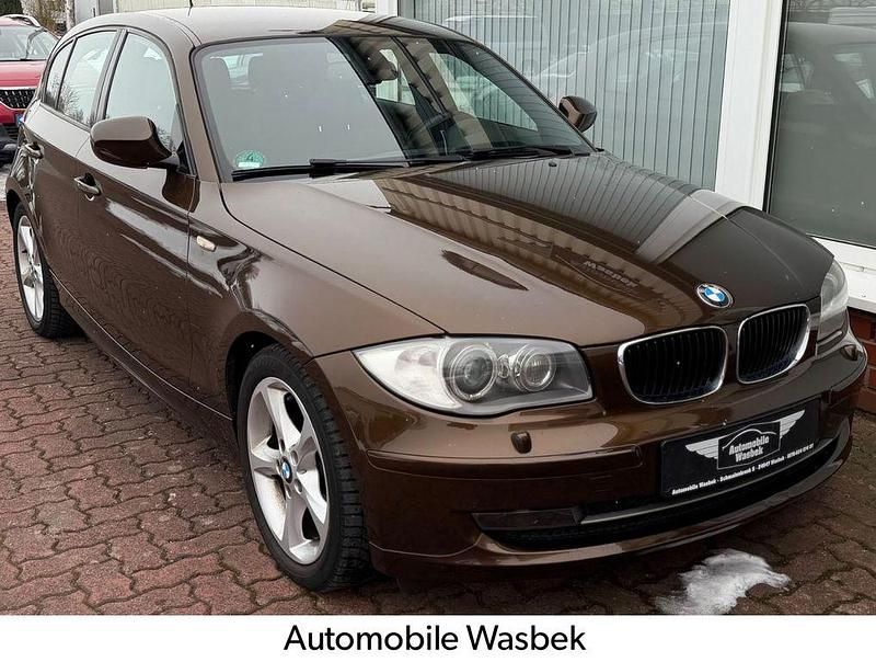 Gebraucht BMW 118 Sport Line 143 PS (105 kW) 2011 Braun Kleinwagen