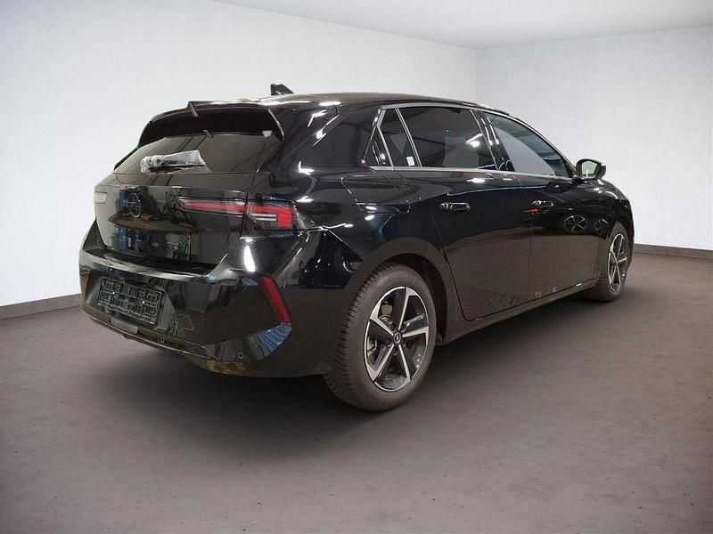 Gebraucht Opel Astra 131 PS (96 kW) 2025 Schwarz Limousine