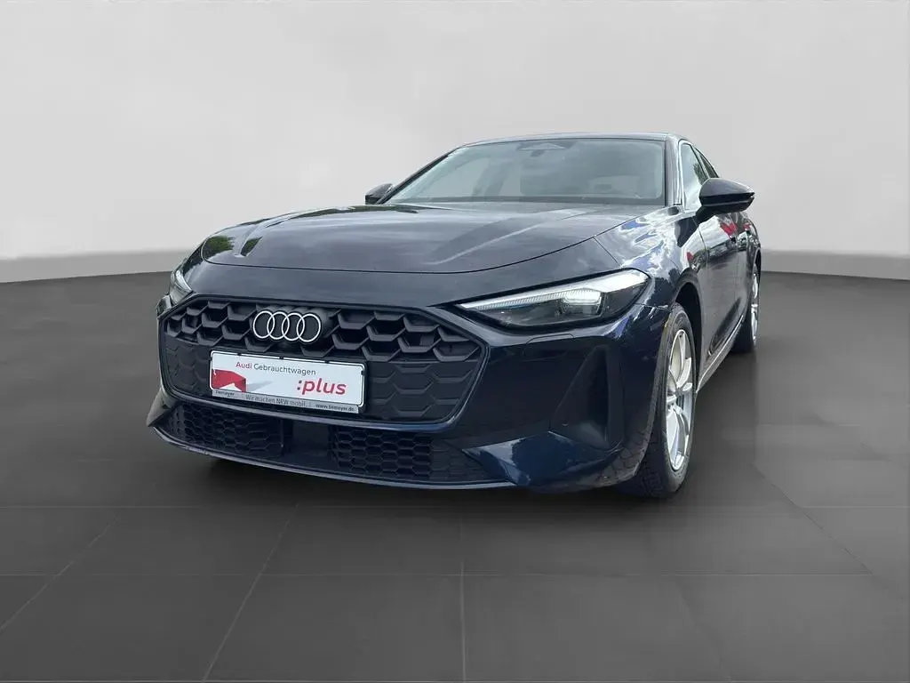 Gebraucht Audi A5 204 PS (150 kW) 2025 Blau Limousine