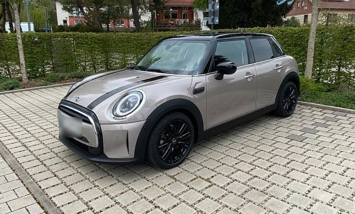Gebraucht Mini Cooper 136 PS (100 kW) 2023 Andere farben Kleinwagen