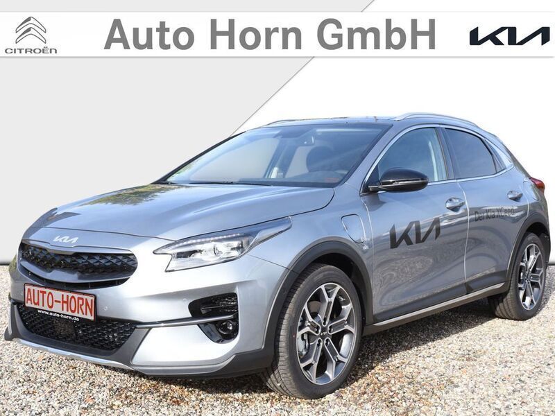 Silber metallic Gebraucht 2022 Kia XCeed Platinum Edition SUV | 26.350 € (Etwas zu teuer) - Bild 1/4