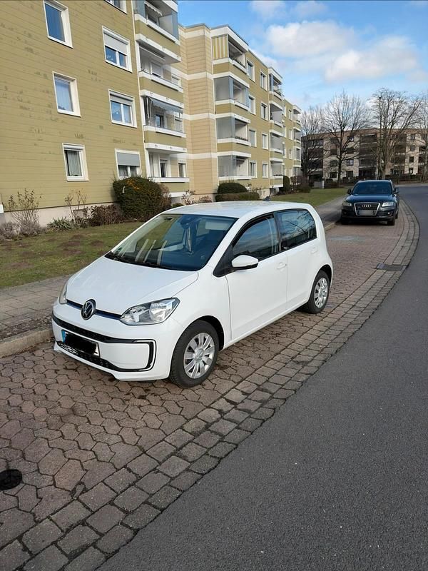 Gebraucht VW e-up! 61 kW (83 PS) 2021 Weiß Kleinwagen