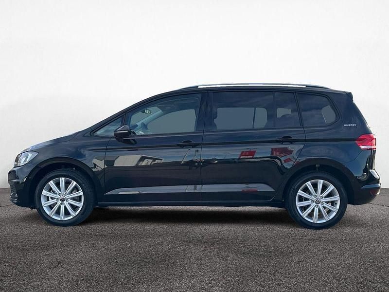 Neu VW Touran 150 PS (110 kW) 2025 Schwarz Van / Kleinbus