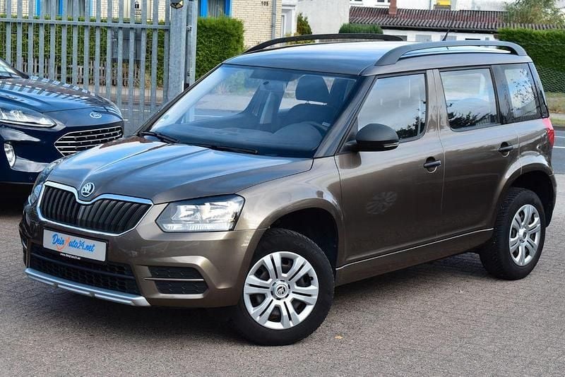 Braun Gebraucht 2015 Skoda Yeti Active SUV | 7.990 € (Guter Preis) - Bild 1/4