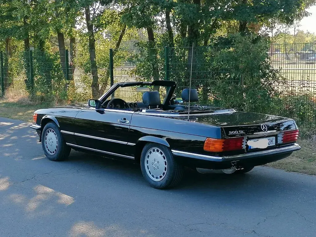 Gebraucht Mercedes SL300 188 PS (138 kW) 1986 Schwarz Cabrio