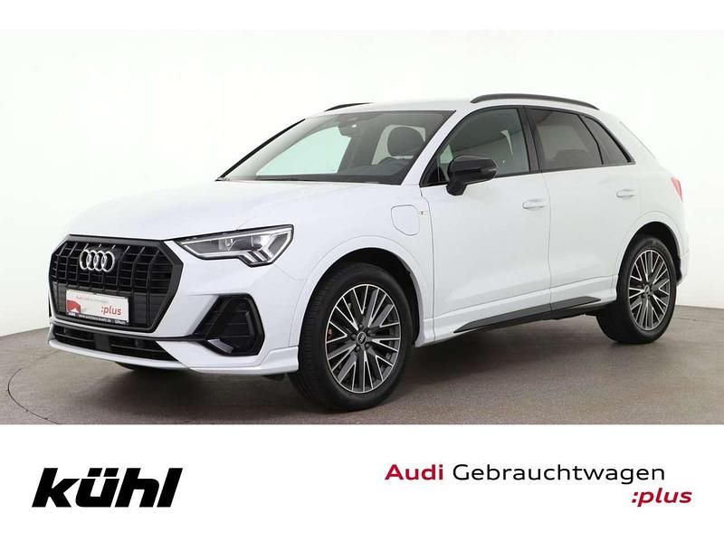 Gebraucht Audi Q3 Ambiente 245 PS (180 kW) 2021 Gletscherweiß metallic SUV
