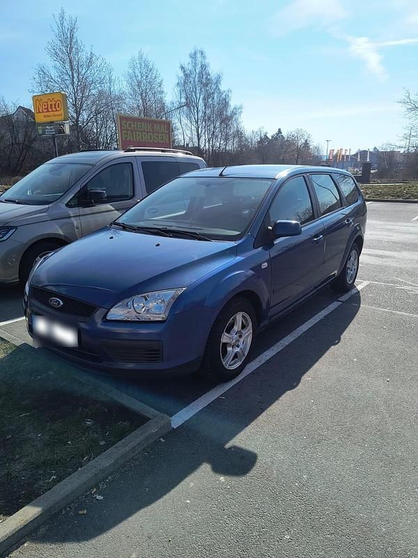 Second-hand Ford Focus 100 CP (73 kW) 2007 Albastru Break
