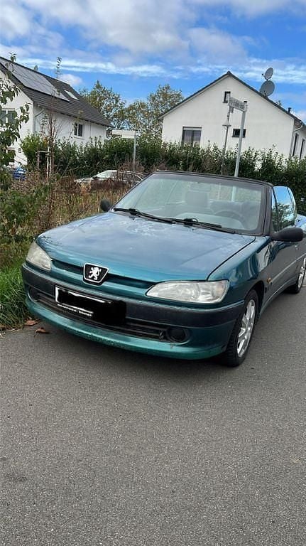 Grün Gebraucht 1997 Peugeot 306 Cabriolet Cabrio | 600 € (Guter Preis) - Bild 1/4