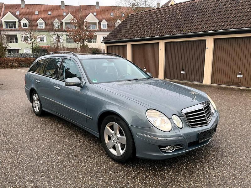 Blau Gebraucht 2006 Mercedes E280 Kombi | 6.000 € (Fairer Preis) - Bild 1/4