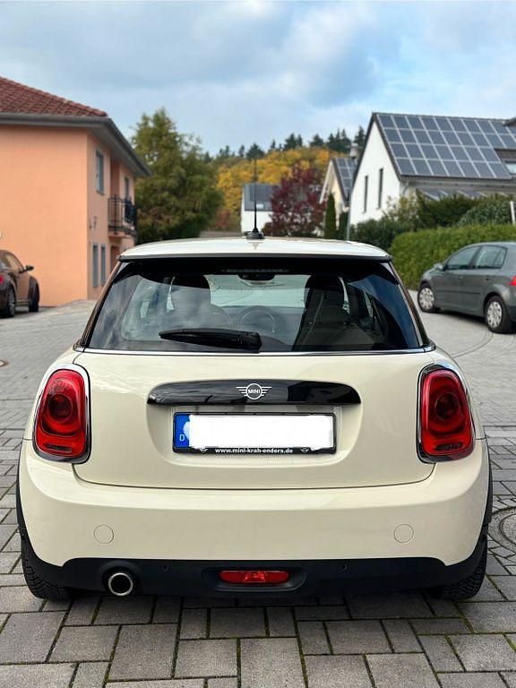 Gebraucht Mini Cooper Pepper 136 PS (100 kW) 2019 Weiß Kleinwagen
