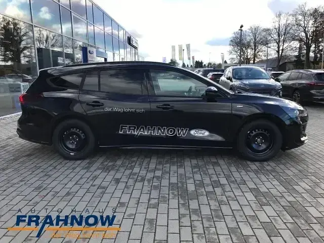 Gebraucht Ford Focus ST-Line X 155 PS (114 kW) 2025 Schwarz Kombi