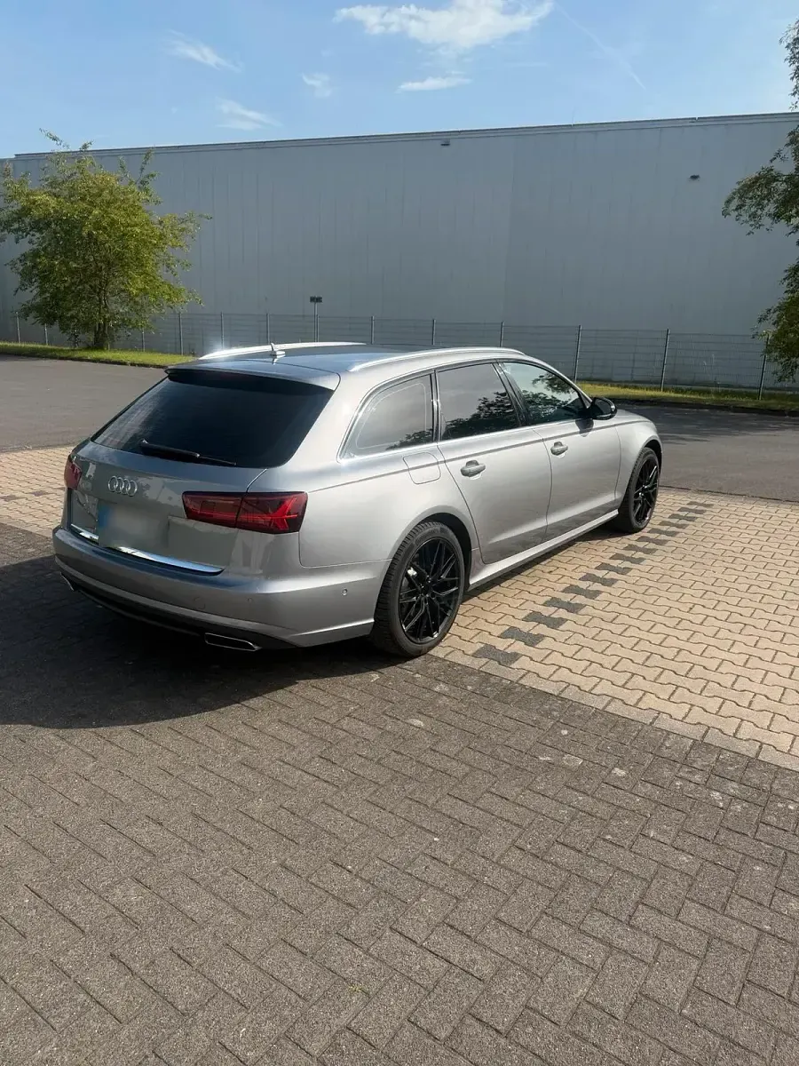 Gebraucht Audi A6 Ambiente 218 PS (160 kW) 2016 Grau Kombi