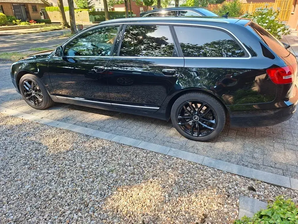 Gebraucht Audi A6 Design 239 PS (175 kW) 2011 Schwarz Kombi