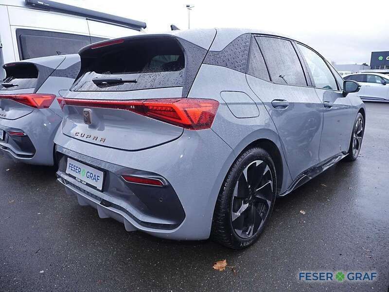 Gebraucht Cupra Born e-Boost 169 kW (231 PS) 2023 Vaporgrau Kleinwagen