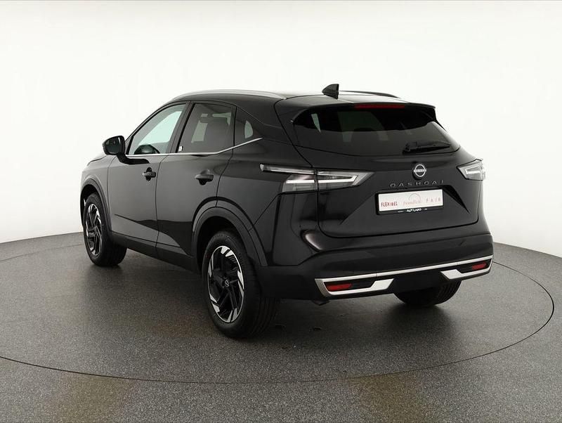 Neu Nissan Qashqai N-Connecta 158 PS (116 kW) 2025 Schwarz SUV