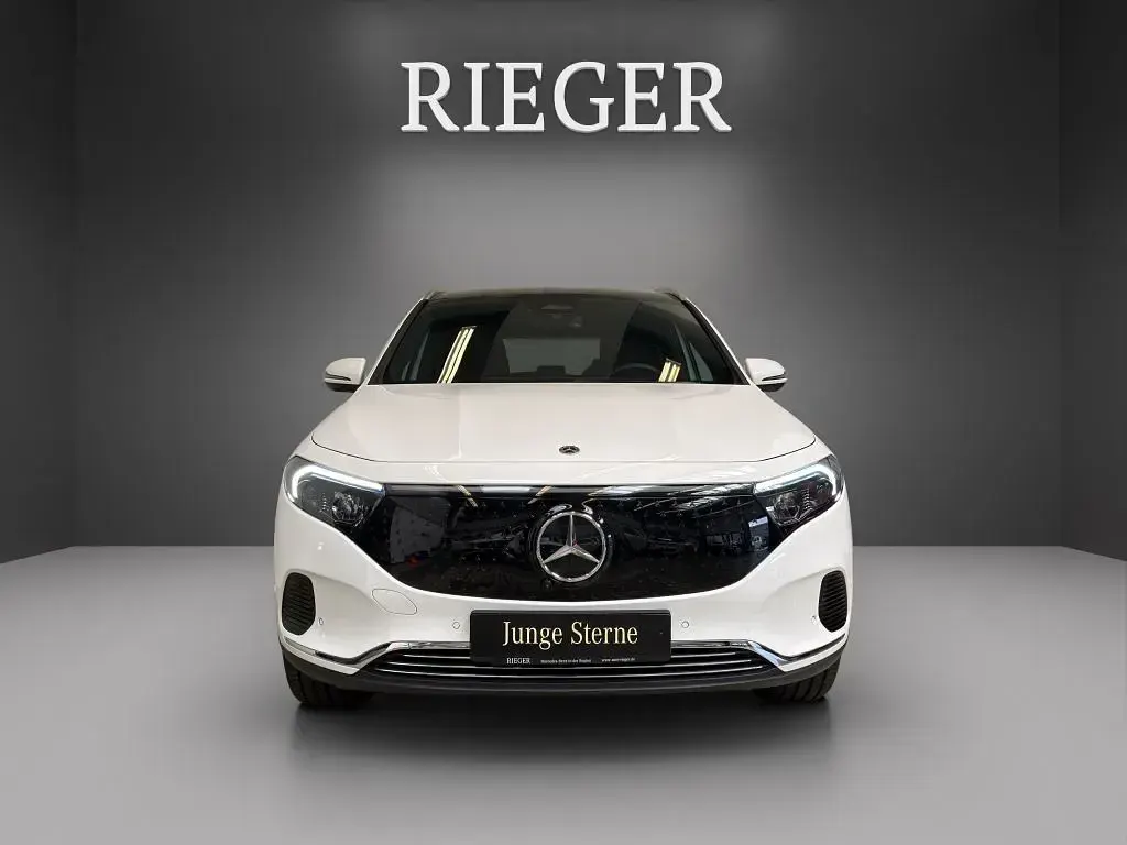 Gebraucht Mercedes EQA300 Progressive 167 kW (228 PS) 2025 Weiß SUV